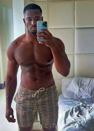 Image of Men_TMG _F_014158