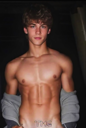 The Beautiful Male Body _TMG _F_013828