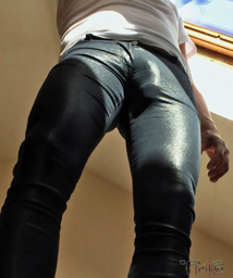 What's in YOUR Jeans or Pants_TMG _F_014743