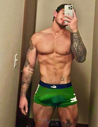 What's in YOUR Under- and Sportswear _TMG _F_013988