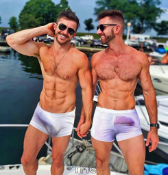 What's in YOUR Under- and Sportswear _TMG _F_013988