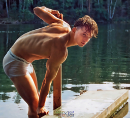 Young Men 18+_TMG _F_014503