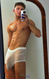 Young Men 18+_TMG _F_014503
