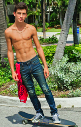 Young Men 18+_TMG _F_014503