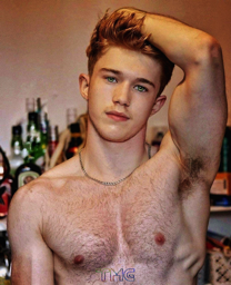 Young Men 18+_TMG _F_014503
